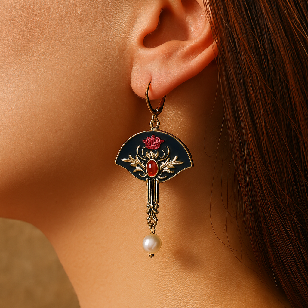 Boho Oorbellen with Pearls and Red Crystal