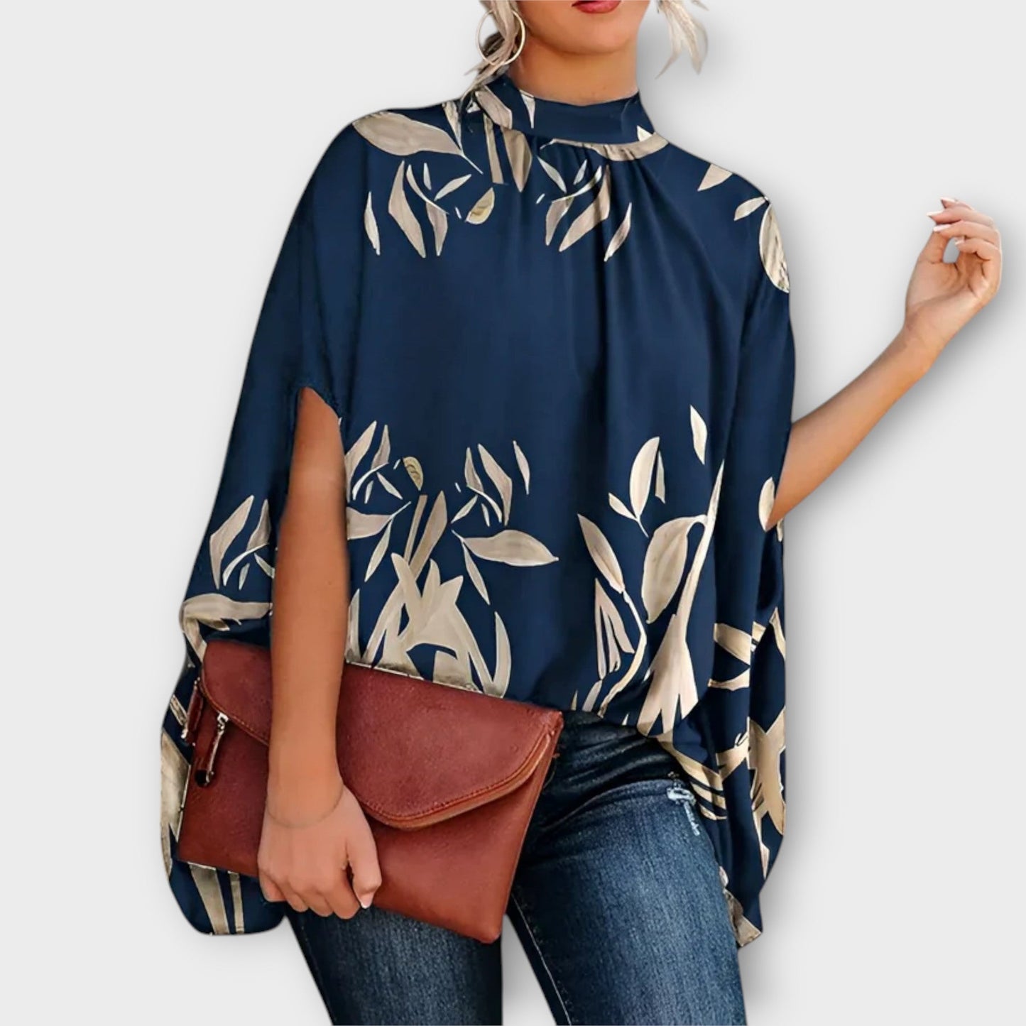 Jacqueline – Veelzijdige Avondblouse