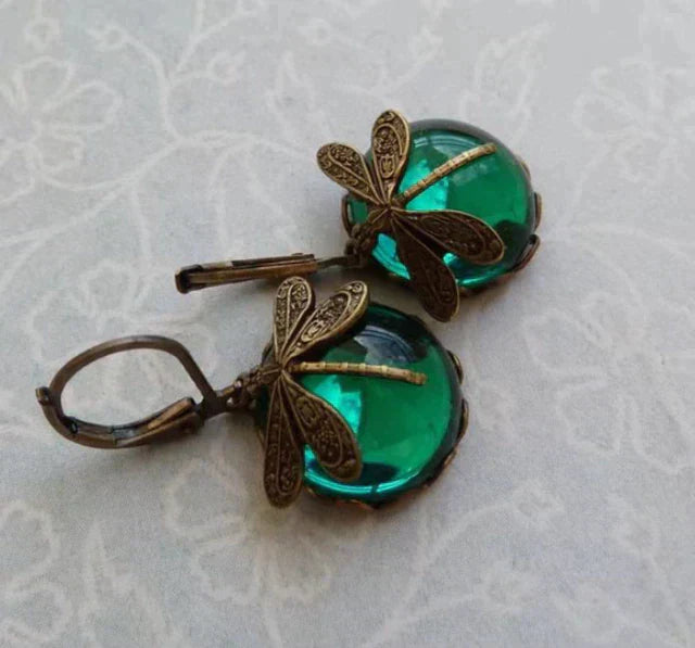 Spherical Dragonfly Oorbellen in Antique Gold