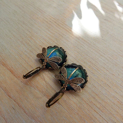 Spherical Dragonfly Oorbellen in Antique Gold